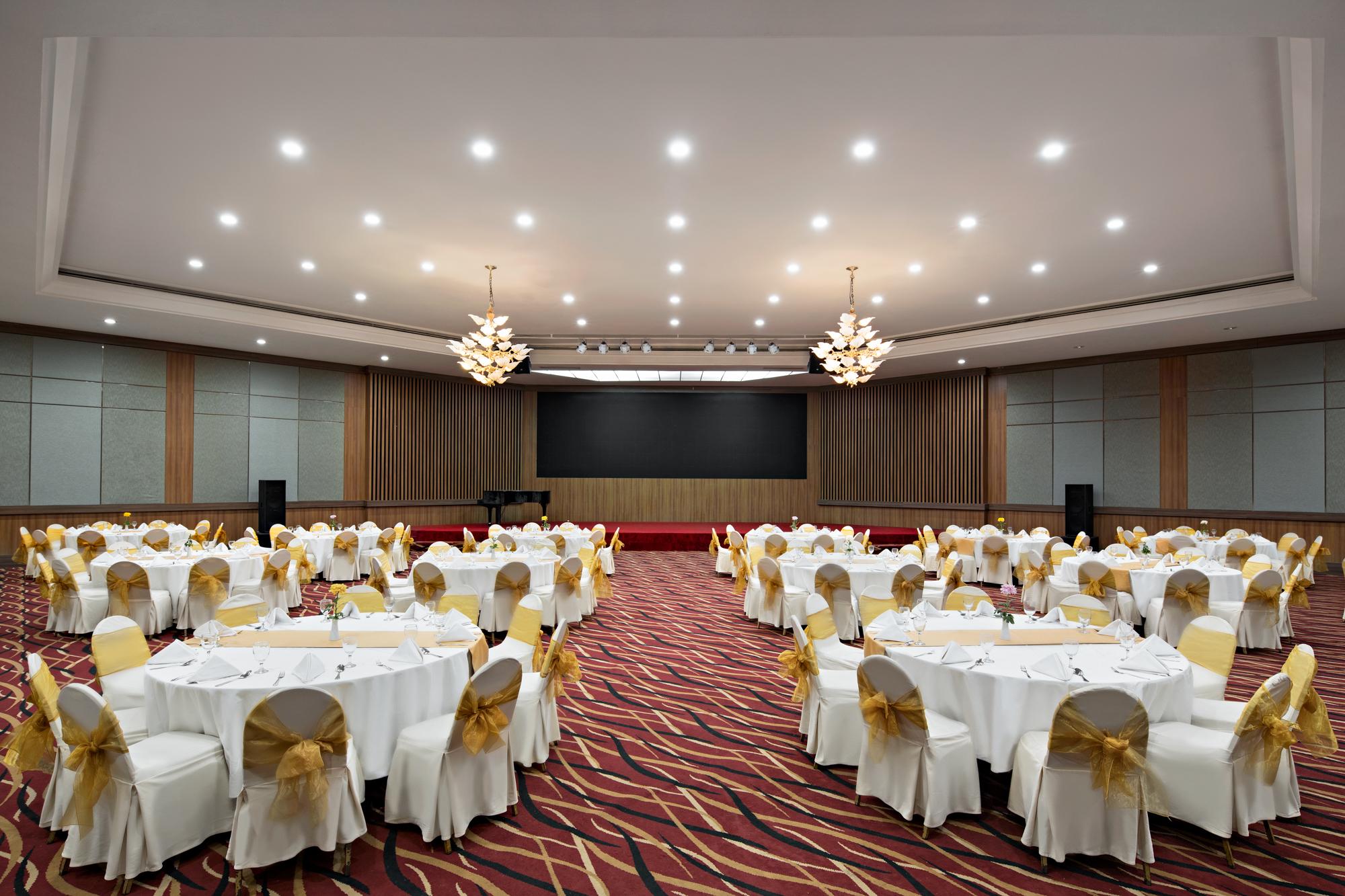 Aryaduta Manado Exterior foto