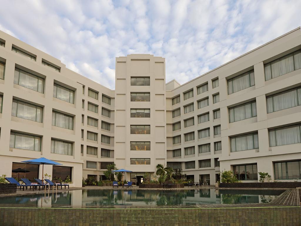 Aryaduta Manado Exterior foto