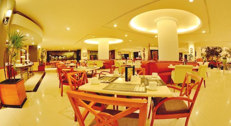 Aryaduta Manado Exterior foto